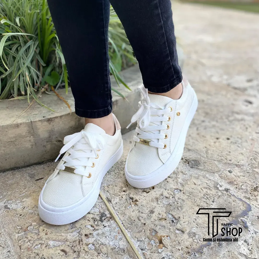 Tenis Bolichero Mujer Beige